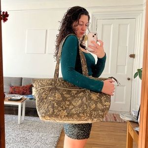 Vera Bradley 🌼 Weekender